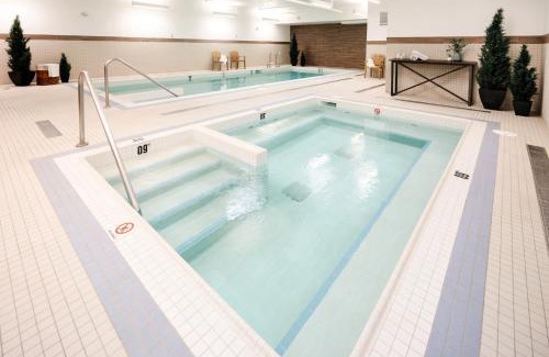 Jasper Hotel | The Crimson Jasper