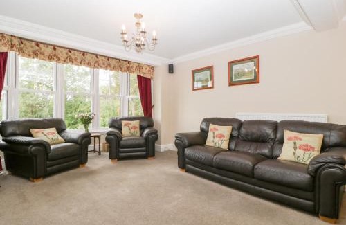 Turnastone House | The Croft