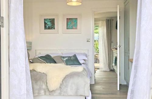 Truro House | The Cuckoo's Nest - A Romantic & Peaceful Hideaway