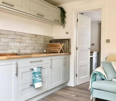 Truro House | The Cuckoo's Nest - A Romantic & Peaceful Hideaway