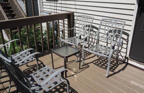 Frankfort Apartment | The Cute & Cozy - Lower Apt - Great Location!