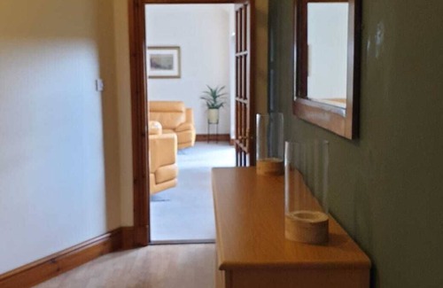 Leuchars House | The Dairy St Andrews 4 Bed Country Cottage ( Pet-Friendly!)