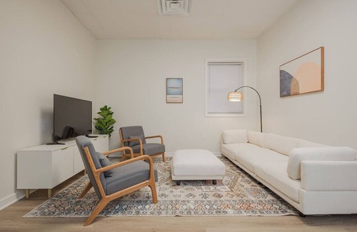 Martinsburg Apartment | The Dazzling Dwelling