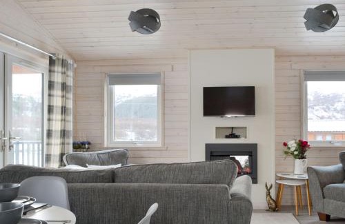 Newtonmore House | The Den