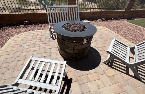 Oro Valley House | The Desert Oasis at #LambertPark: 4BD, Mountain Views, Gym, Pool & Spa, Pool Table, Cotton Bedding