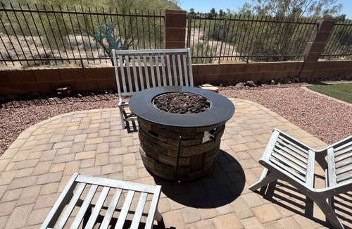 Oro Valley House | The Desert Oasis at #LambertPark: 4BD, Mountain Views, Gym, Pool & Spa, Pool Table, Cotton Bedding