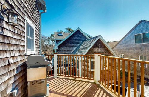 Provincetown Apartment | The Dinah Shore