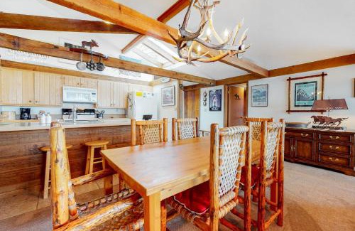 Jackson Hole House | The Director's Cabin