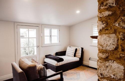 Port Fairy Ski Chalet | The Dog House Cottage