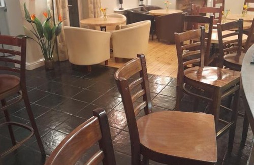 Exmouth Hotel | The Dolphin Hotel Exmouth