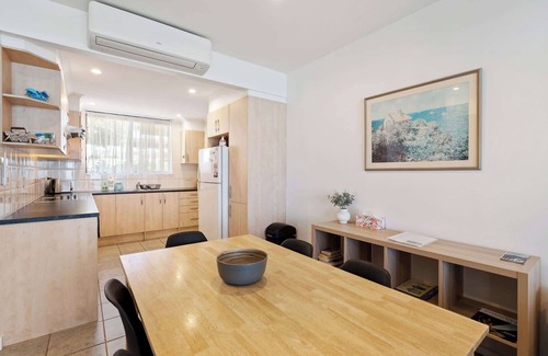 Port Elliot Apartment | The Dolphins1 Beachfront 1-10 Strangways Tce