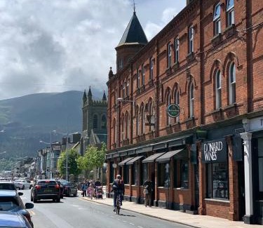 Newcastle Bed & Breakfast | The Donard