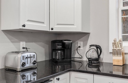 Lawrenceburg House | The Downtown Spot - on the Bourbon Trail