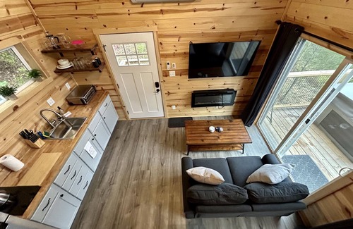 Stanton Cabin | The Dragonfly | Modern Tiny Cabin