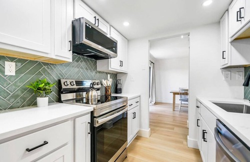 Crescent Beach Apartment | The Dune - Your coastal escape this fall!