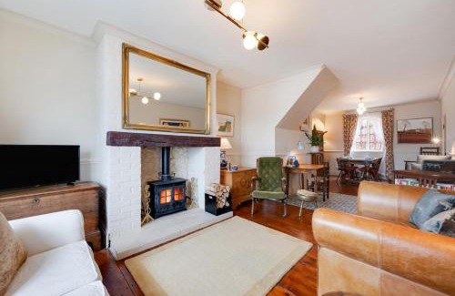 Snettisham House | The Dutch House