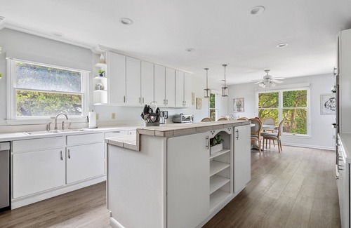 Folly Beach House | The Dutch: Where Seaside Fantasies Become Reality
