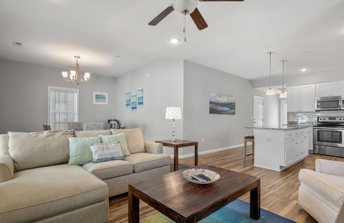 Bermuda Bay House | The E Gull Has Landed: Private Spa, Shared Pool