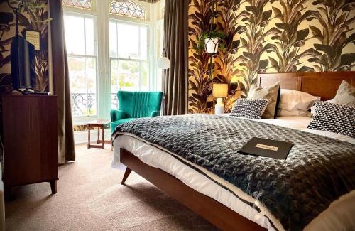 Hele House | The Earlsdale Bed and Breakfast