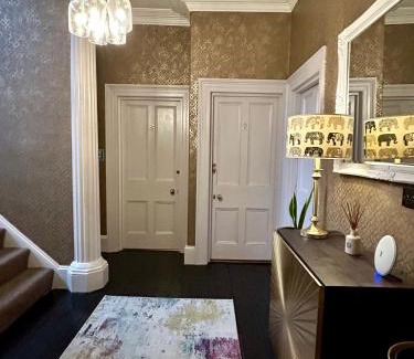 Hele House | The Earlsdale Bed and Breakfast