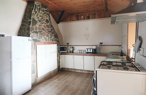 Bathurst Cottage | The Early Settler 200 metres from CBD