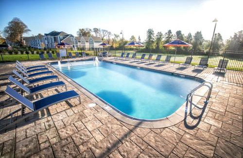 Middletown Resort | The East Island Reserve Hotel