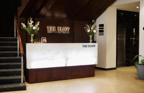 Noida Hotel | The Eliot Hotel & Banquet