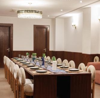 Noida Hotel | The Eliot Hotel & Banquet
