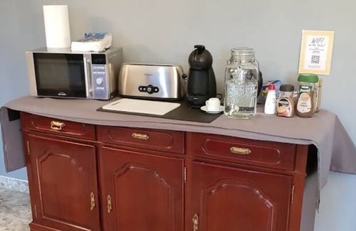 Biscoitos Apartment | The Emigrant House - Quarto Suite