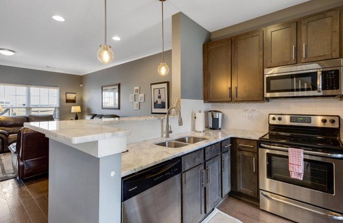 Urbandale Nations Apartment | The Everett - Cozy Townhome in West Nashville