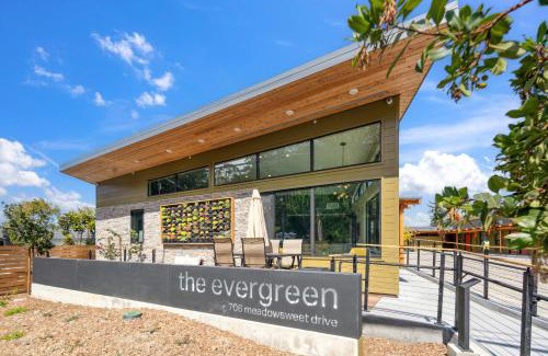 Corte Madera Hotel | The Evergreen