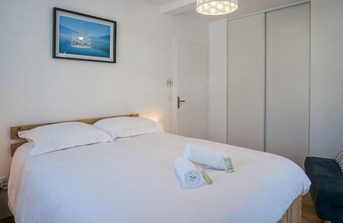 Chaparon Apartment | The Family Lake - 2 bedroom apartment, terrace & parking