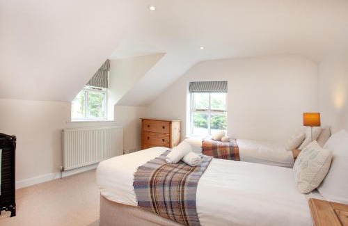 Carnmenellis House | The Farm House