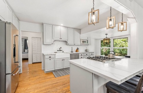 Santa Rosa House | The Farmhouse at Mark West, by Vinifera Homes