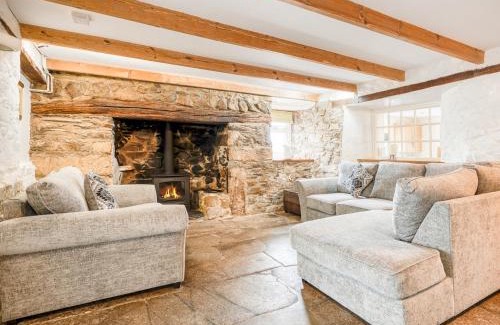 Grampound House | The Farmhouse