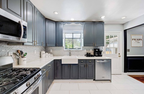 Southside House | The Fashion House by the Epping Forest