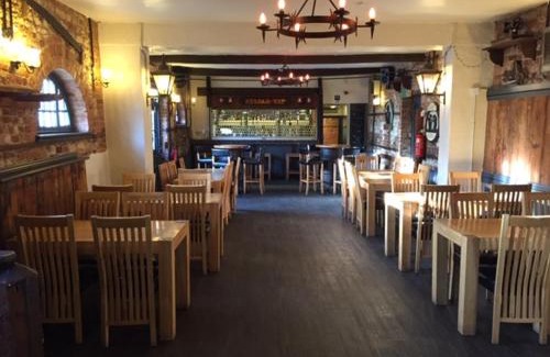 Dersingham Hotel | The Feathers