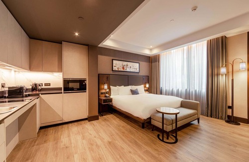 Cambridge Hotel | The Fellows House Cambridge, Curio Collection by Hilton