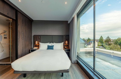 Cambridge Hotel | The Fellows House Cambridge, Curio Collection by Hilton