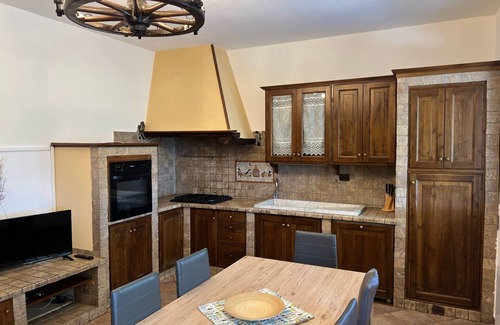 Pompeiana Apartment | The Fig House