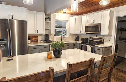 Ketchikan House | THE FISHING SHACK - NEWLY REMODELED IN 2023