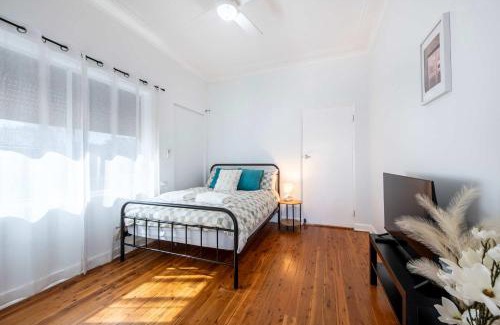 Dubbo House | The Fitz - Family Getaway, Short Distance to CBD