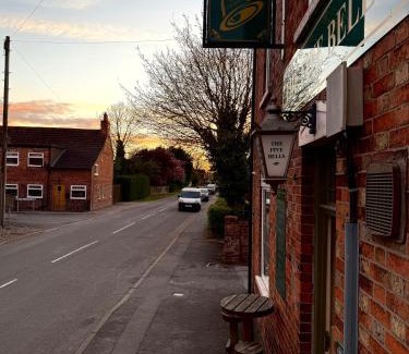 Claypole House | The Five Bells Inn Accommodation