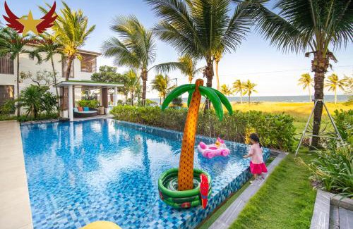 Ngu Hanh Son Villa | The Five Stars Villa 8 Bedrooms Beachfront