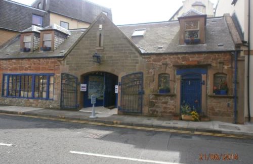 North Berwick Bed & Breakfast | The Folly Hotel