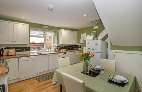 Cinderford House | The Forest Coach House
