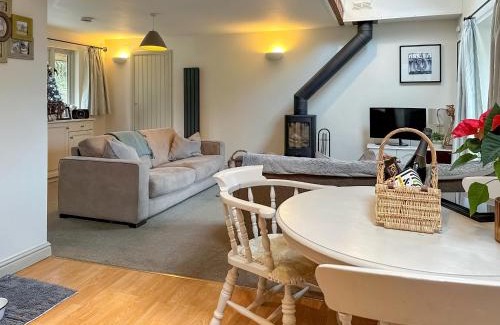Thorncombe House | The Forge