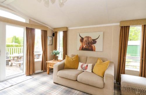 Fort William House | The Four Oaks Chalet