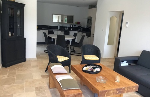 Bergerac House | THE FOUR SEASONS N°1