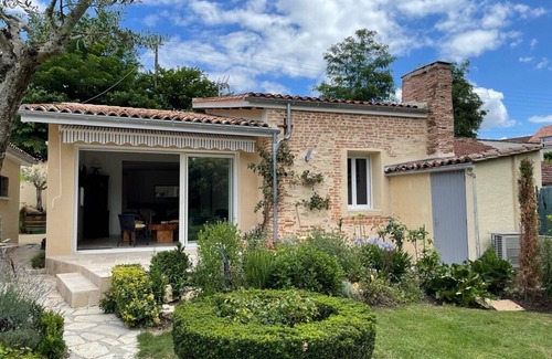 Bergerac House | THE FOUR SEASONS N°1